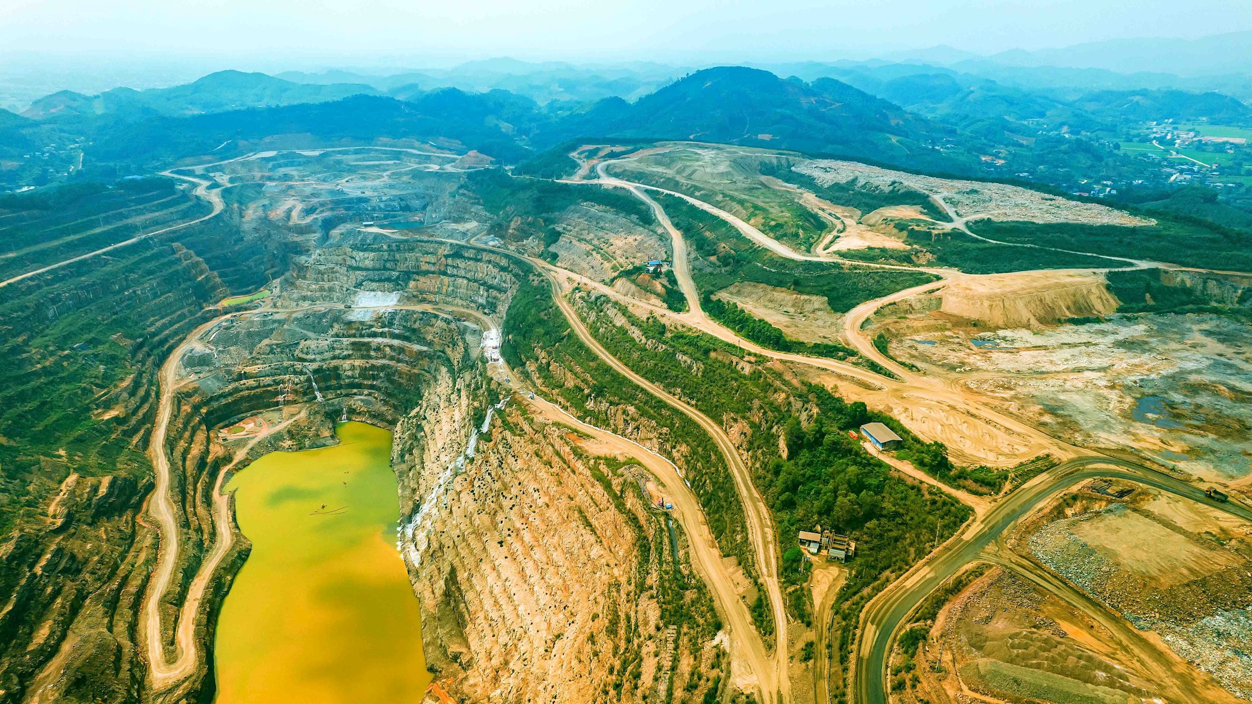 4-viet-nam-so-huu-mo-vonfram-co-tru-luong-lon-nhat-the-gioi-ngoai-trung-quoc.jpg