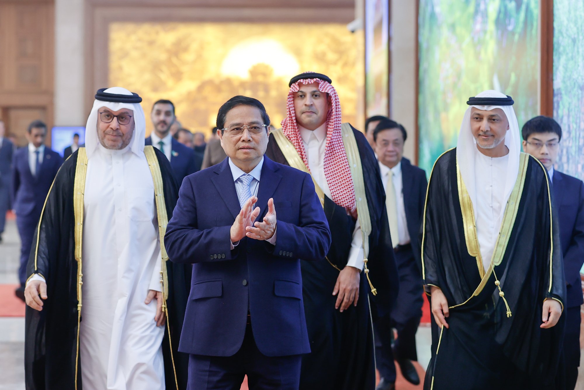 Saudi Arabia, UAE, Qatar hết sức coi trọng hợp tác với Việt Nam- Ảnh 2. Saudi Arabia, UAE, Qatar hết sức coi trọng hợp tác với Việt Nam- Ảnh 2.