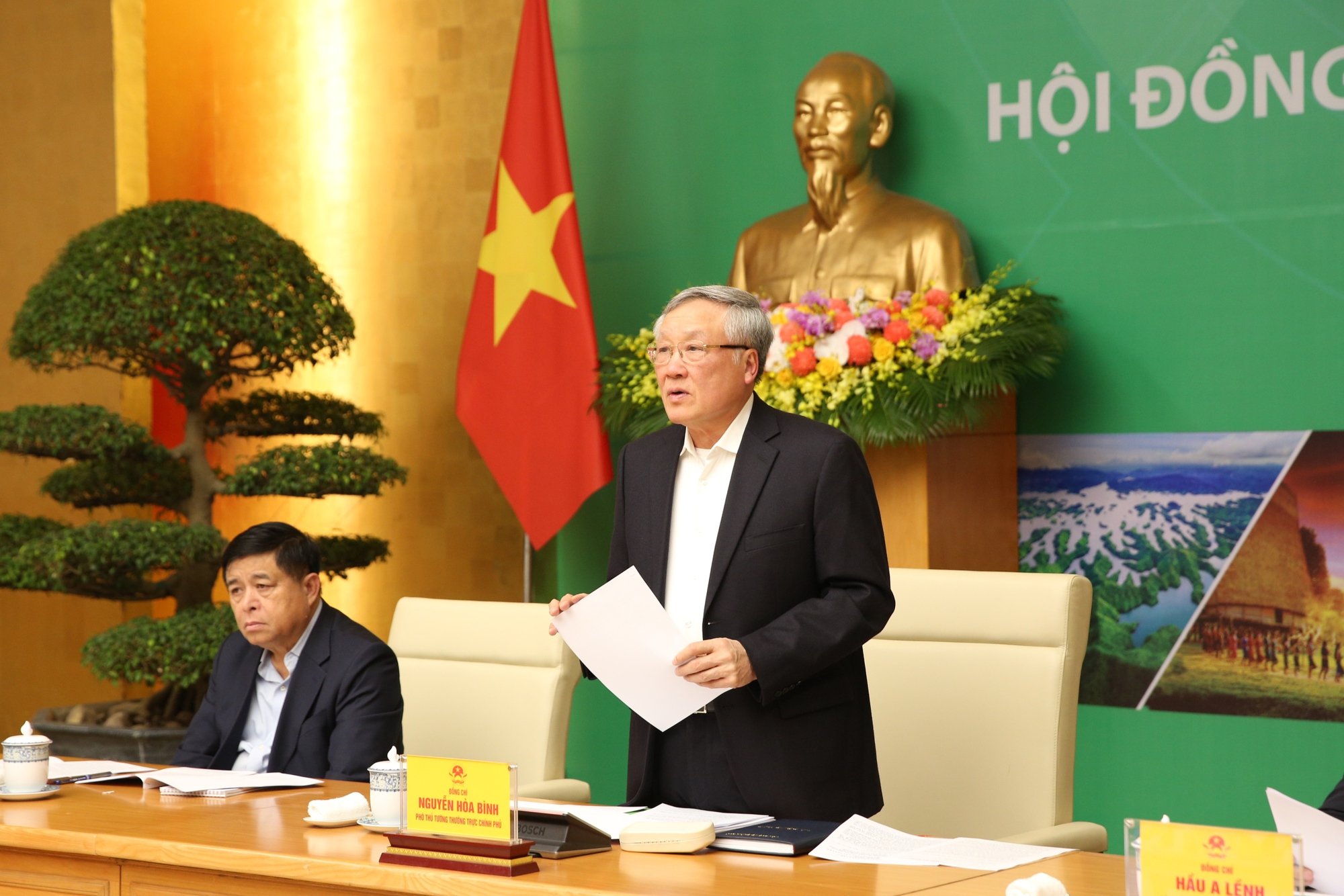 Đẩy nhanh tiến độ triển khai thực hiện các dự án hạ tầng giao thông vùng Tây Nguyên- Ảnh 1. Đẩy nhanh tiến độ triển khai thực hiện các dự án hạ tầng giao thông vùng Tây Nguyên- Ảnh 1.