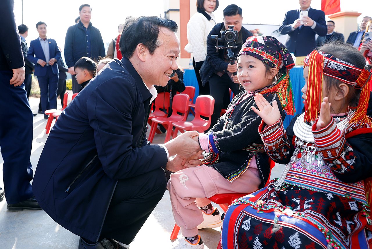 small_2025011-bo-truong-kt-diem-truong_6.jpg