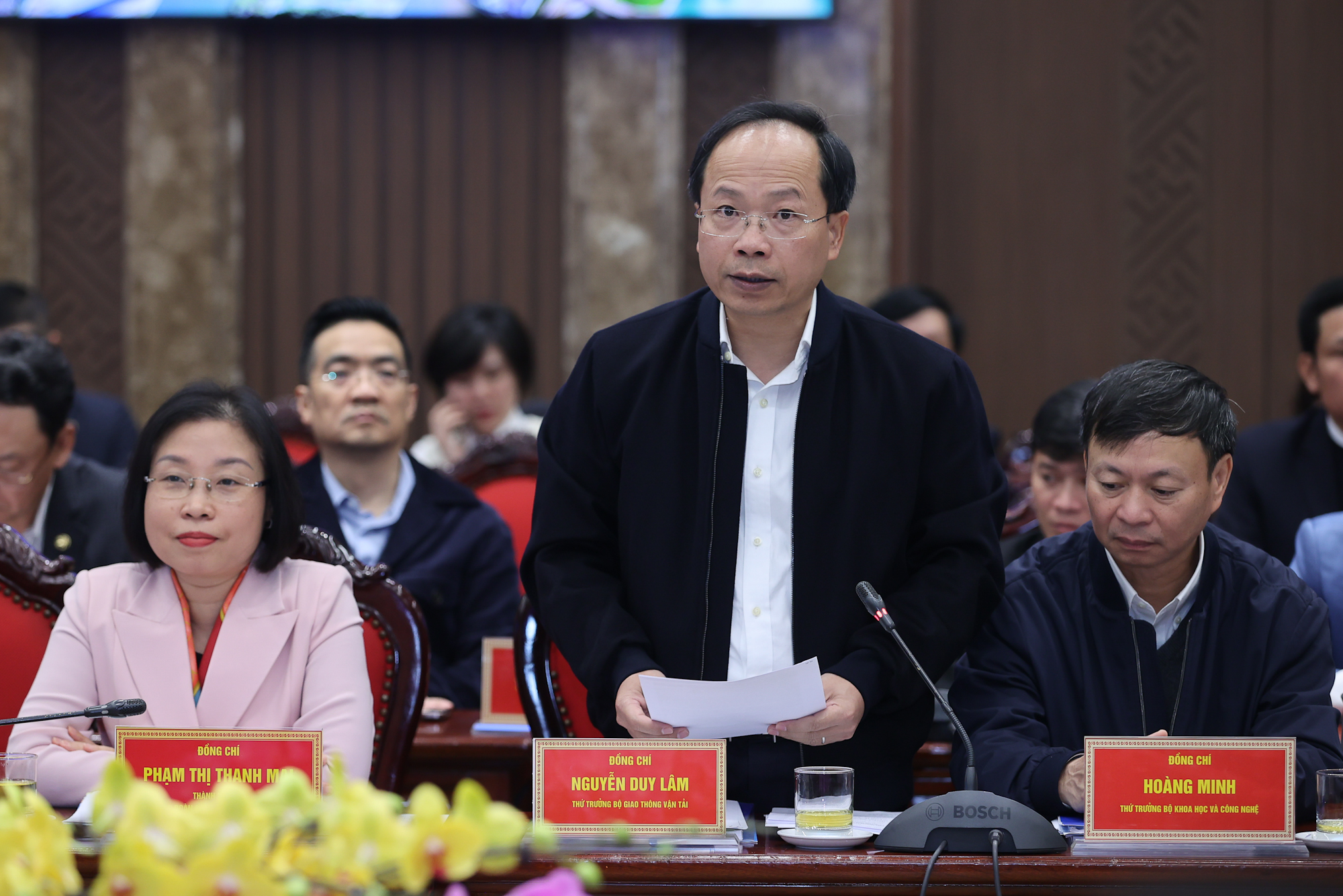 Thủ tướng: Hà Nội, Đồng bằng sông Hồng cần đột phá tăng trưởng 2 con số và cấp bách xử lý ô nhiễm- Ảnh 6. Thủ tướng: Hà Nội, Đồng bằng sông Hồng cần đột phá tăng trưởng 2 con số và cấp bách xử lý ô nhiễm- Ảnh 6.