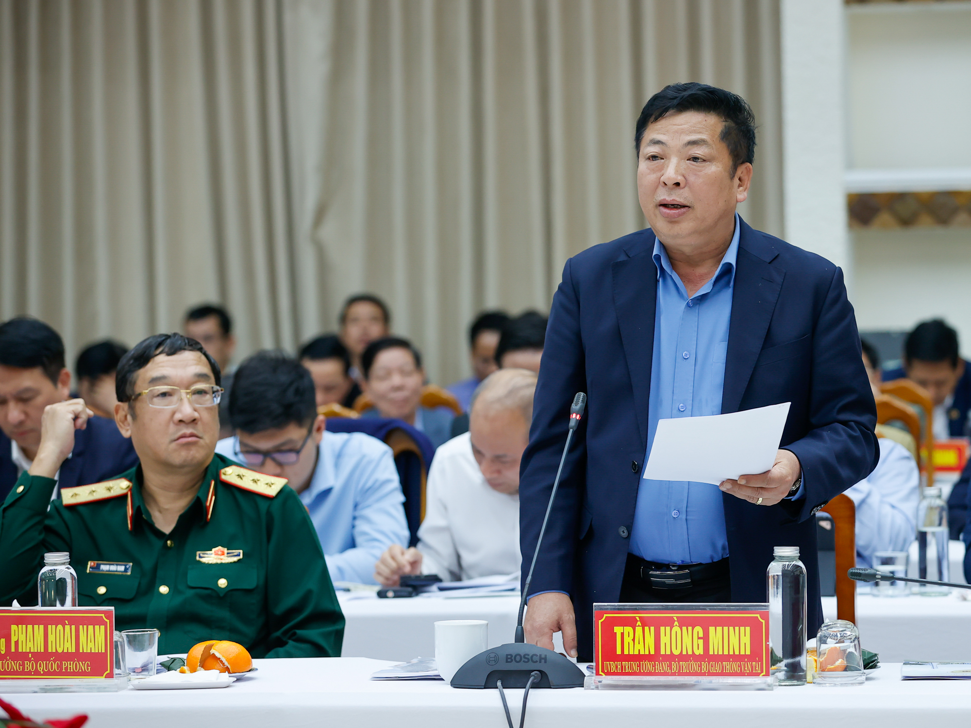 Thủ tướng: Cán bộ Quảng Nam phải bám đất, bám người, 'sống chết' với Quảng Nam để tỉnh đi đầu trong phát triển- Ảnh 6. Thủ tướng: Cán bộ Quảng Nam phải bám đất, bám người, 'sống chết' với Quảng Nam để tỉnh đi đầu trong phát triển- Ảnh 6.