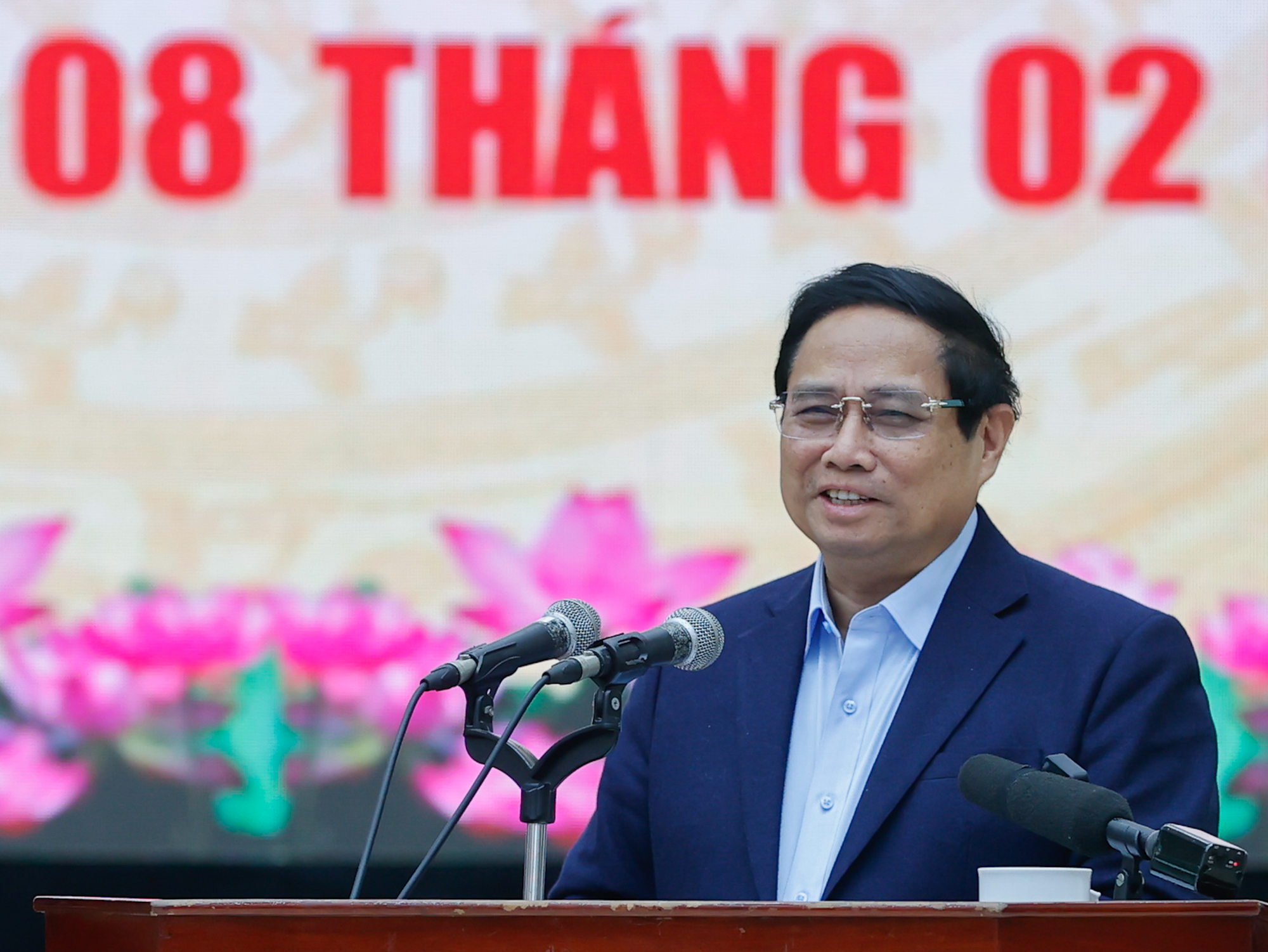 Thủ tướng: Cán bộ Quảng Nam phải bám đất, bám người, 'sống chết' với Quảng Nam để tỉnh đi đầu trong phát triển- Ảnh 3. Thủ tướng: Cán bộ Quảng Nam phải bám đất, bám người, 'sống chết' với Quảng Nam để tỉnh đi đầu trong phát triển- Ảnh 3.