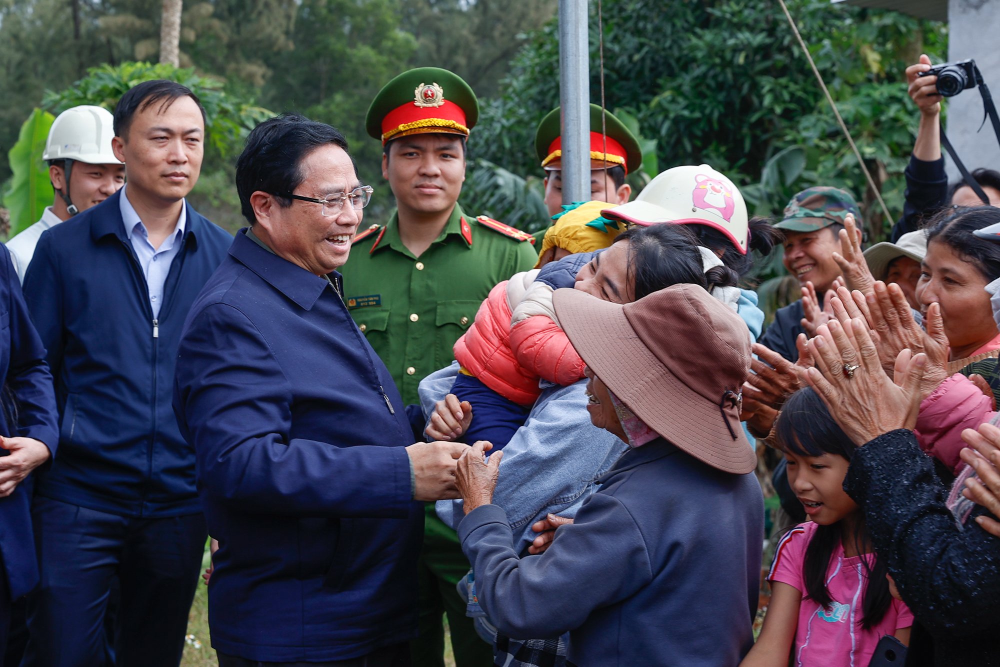 Thủ tướng: Hoàn thành cao tốc Quảng Ngãi - Bình Định trong năm nay- Ảnh 10. Thủ tướng: Hoàn thành cao tốc Quảng Ngãi - Bình Định trong năm nay- Ảnh 10.