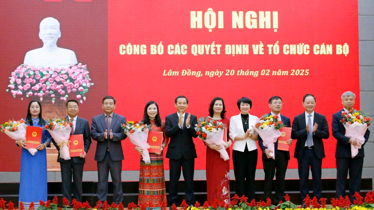 lâm Đồng bổ nhiệm lãnh đạo 6 sở mới thành lập hình ảnh 1 lam Dong bo nhiem lanh dao 6 so moi thanh lap hinh anh 1