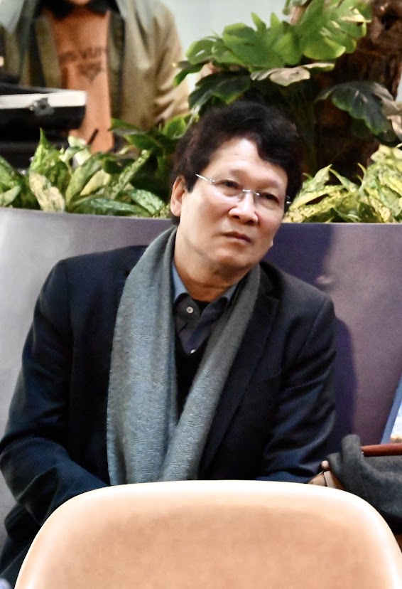 ra-mat-tap-truyen-ngan-chiec-khoen-dong-cua-nha-van-pham-luu-vu-190122_657.jpg