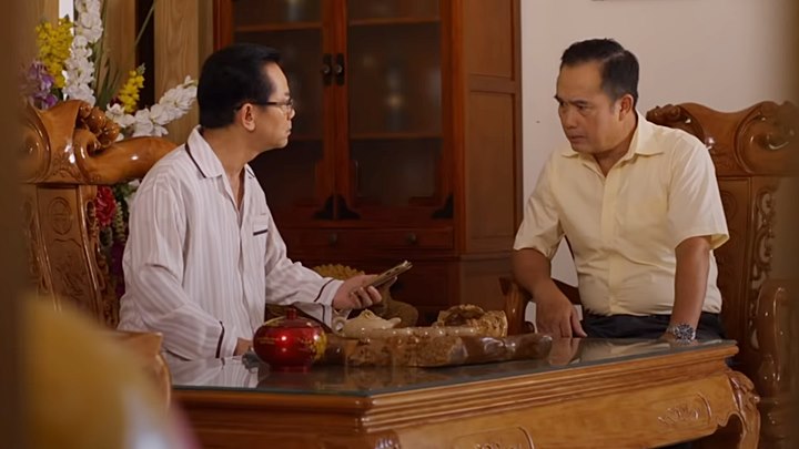 phim-bao-ngam-tap-24-vtv1-141849_475.jpg Bão ngầm tập 24: Đại tá Hà và Giám đốc Hoạch dần nhận diện kẻ hãm hại Triều. Ảnh chụp màn hình
