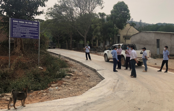 z3288488481442_ed3d1ed2243c76192fdca7a9422e1d1a-082314_819.jpg Tuyến đường giao thông từ tỉnh lộ 671 kết nối liên xã Ngọc Wang và Đăk Ui.