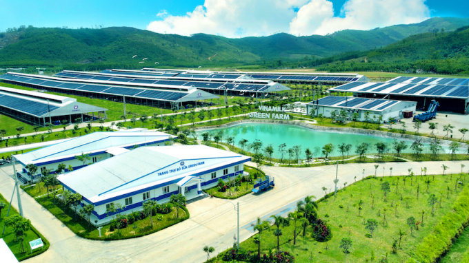 gf-quang-ngai-155708_851.jpg Trang trại tại Quảng Ngãi là 1 trong 3 trang trại thuộc hệ thống trang trại sinh thái Green farm của Vinamilk.