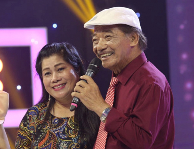 1-vo-chong-tran-hieu-113612_82.jpg Nghệ sĩ Nhân dân Trần Hiếu và người vợ hiện tại - Nguyễn Thị Minh Ngà.