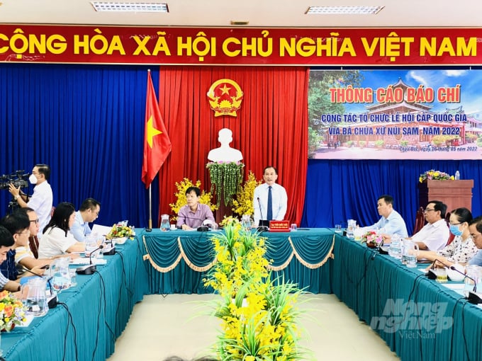 6713cffcfe603f3e6671-113910_511.jpg UBND TP Châu Đốc, An Giang tổ chức họp báo chuẩn bị sẵn sàng cho Lễ hội Vía Bà Chúa Xứ núi Sam. Ảnh: Lê Hoàng Vũ.