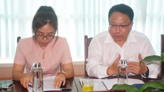 Mr. Truong Dien Sinh (right), Chairman of Hang Sinh International Investment Company, Deputy General Director of Sinh Loi Group. Photo: VDT.