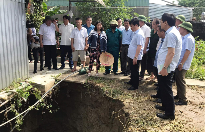 received_989963751712019-143610_693.jpeg Đoàn liên ngành do Chủ tịch UBND tỉnh Nghệ An chỉ đạo đã ghi nhận trực tiếp diễn biến ở xã Châu Hồng. Ảnh: Khôi An.
