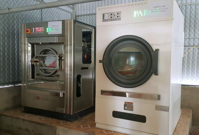 282148092_5041315015983609_6797499214272164405_n-091049_173.jpg Những chiếc máy sấy, máy giặt mua sắm tại 5 Bệnh viện tuyến huyện bị nâng khống giá lên tới 14,4 tỷ đồng.