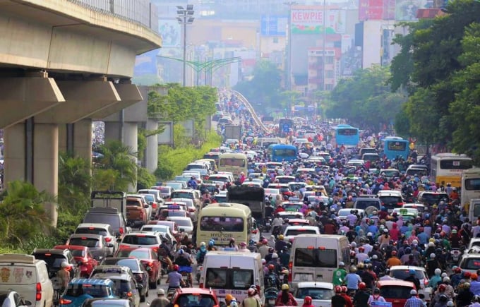 vnpun_tac_giao_thong_2512-150020_251.jpg Việc tổ chức lại giao thông nhằm giải quyết tình trạng ùn tắc kéo dài ở các nút giao. Ảnh: Minh Hiếu/Vietnam+.