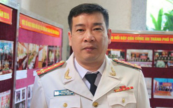 chuyen-doi-toi-danh-vu-nguyen-truong-ca-quan-tay-ho-ha-noi-tha-nguoi-trai-luat-092820_927.jpeg Ông Phùng Anh Lê khi còn tại chức Ảnh: ST