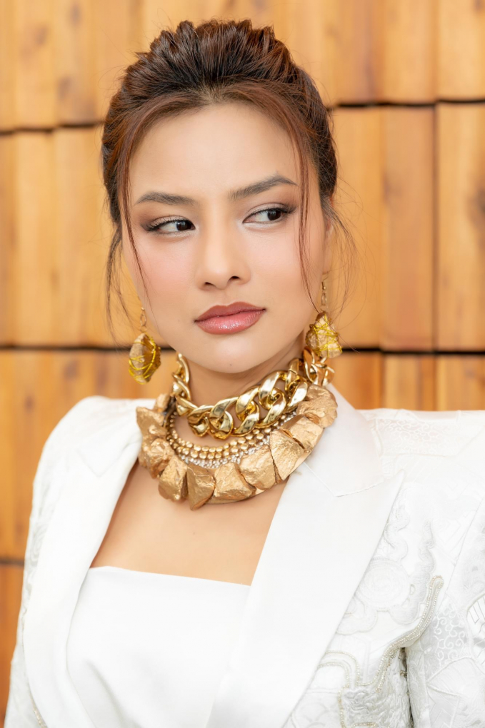 vu-thu-phuong-3-3072-153825_28.jpg Siêu mẫu Vũ Thu Phương tuổi 37.
