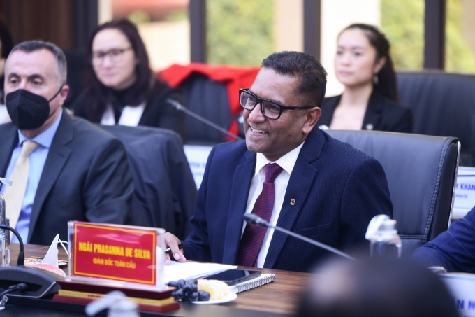 Mr. Prasana De Silva, WWF Global Director, wishes for the cooperation of the Ministry of Agriculture and Rural Development in the process of restructuring and developing the agricultural sector sustainably. Photo: Tung Dinh.