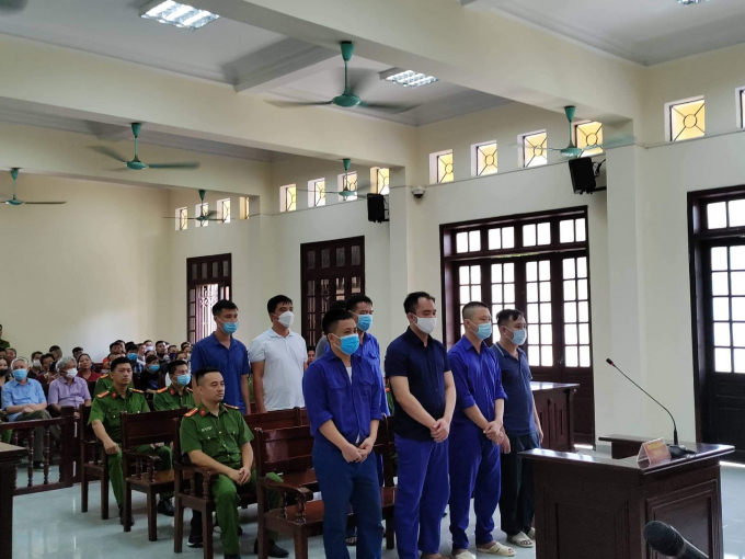 Các bị cáo tại phiên tòa sơ thẩm. Ảnh: Lê Tân.