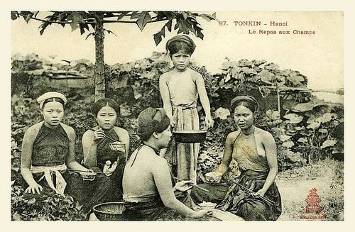 honguc3-055308_390.jpg Hình ảnh những phụ nữ Việt Nam vào thế kỉ 19, Bắc Kỳ.