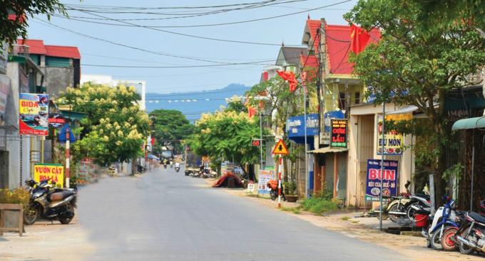 Đường sá, nhà cửa ở xã Diễn Thọ, huyện Diễn Châu, tỉnh Nghệ An.