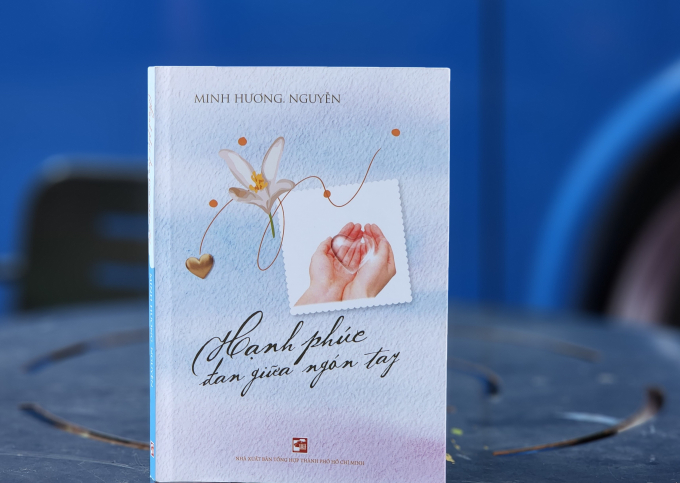 1-sach-073824_220.jpg Cuốn sách chia sẻ trải nghiệm của Minh Hương. Nguyễn.
