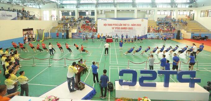 Hội thao thu hút sự tham gia của hơn 500 vận động viên (VĐV) là người lao động (NLĐ) của Tổng Công ty Cổ phần Dịch vụ Kỹ thuật Dầu khí Việt Nam (PTSC) tham dự.