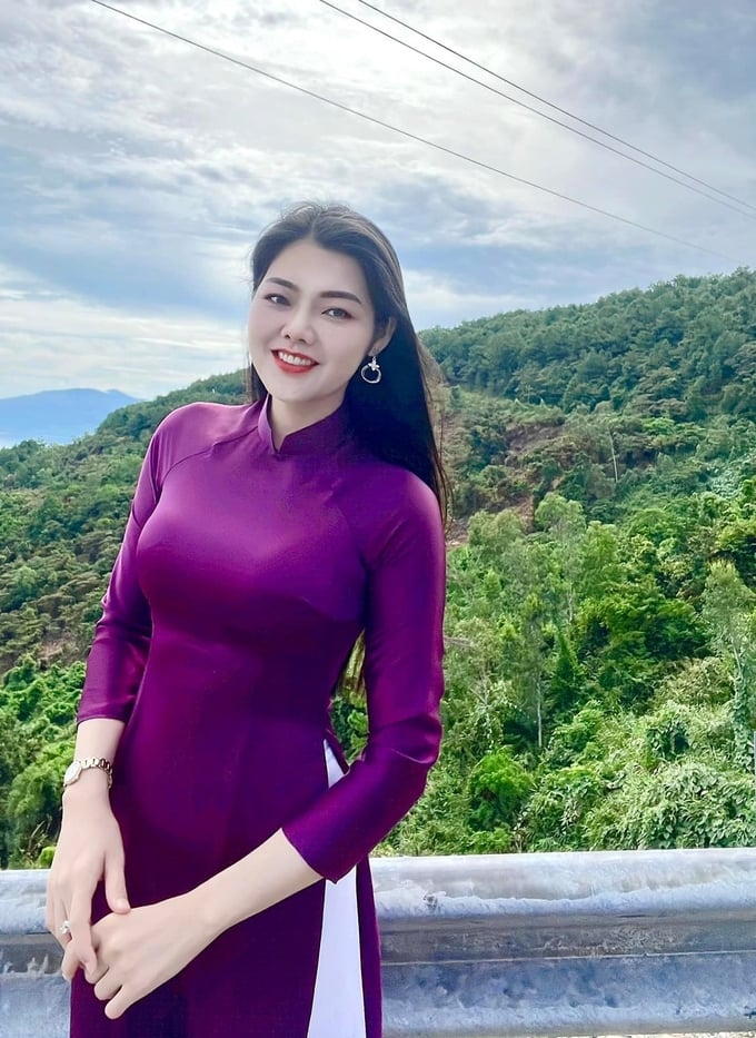 1-nguyen-kim-huong-152127_504.jpg Cô giáo miền Tây - Nguyễn Kim Hương.