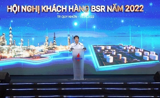 a3-bai-3-140826_367.jpg Phó Tổng Giám đốc PVN Lê Xuân Huyên nhấn mạnh Sự thành công của BSR luôn có sự quan tâm, hỗ trợ, chia sẻ, đồng hành của khách hàng.