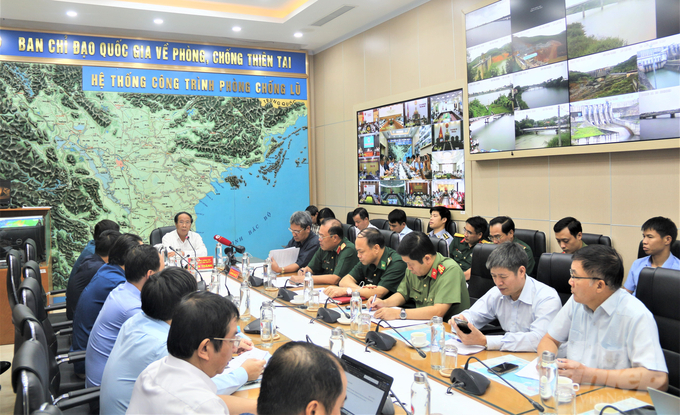 bao-noru-se-vao-bien-dong-voi-cuong-do-rat-manh-trong-dem-25-9-132457_757.jpg Ban Chỉ đạo quốc gia về Phòng, chống thiên tai tổ chức cuộc họp ứng phó với cơn bão Noru gần Biển Đông. Ảnh: Phạm Hiếu.