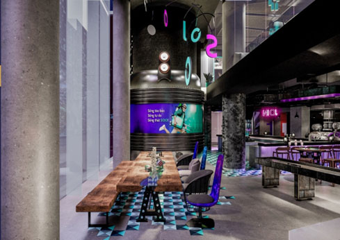 SOJO Hotel Ga Hanoi là sự tái hiện lại không khí nhà ga xe lửa có tuổi đời hơn 100 năm được lồng ghép thêm ngôn ngữ mới là Early-fiction do SOJO tự phát triển để tăng lên sự lãng mạn cho không gian nội thất.