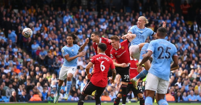 mu-103218_767.jpeg Hàng thủ của Man United chơi thực sự kém cỏi ở trận đấu này. Ảnh: Dailymail.