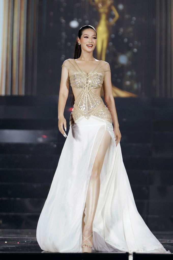 1-dem-chung-ket-110541_106.jpg Đoàn Thiên Ân trong đêm chung kết Miss Grand Việt Nam 2022.