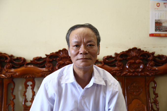 img_3333-153024_412.jpg Ông Bùi Văn Thái, trưởng thôn Trinh Tiết.