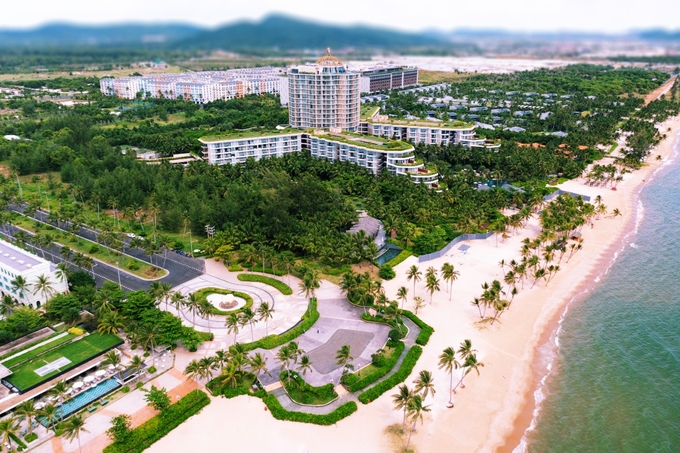 kham-pha-phu-quoc-voi-loat-su-kien-the-thao-nghe-thuat-hap-dan-thang-11-141828_60.jpg Đường đua BIM Group 5150 Triathlon Phu Quoc được thiết kế như một tour du lịch trải nghiệm: thi đấu, thưởng thức thiên nhiên, nghỉ dưỡng phục hồi.