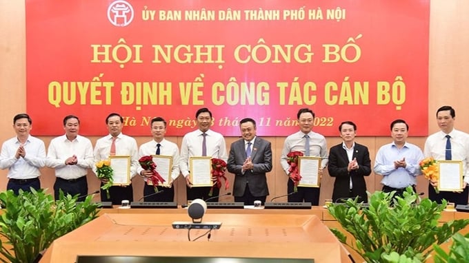 hanoi21-2395-145122_626.jpeg Hà Nội công bố quyết định về công tác cán bộ cấp sở ngày 3/11/2022.