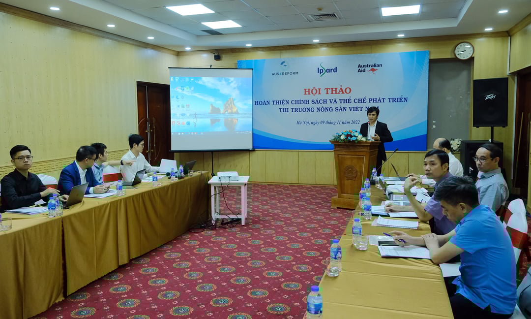 bath7512-091249_994.jpg Toàn cảnh Hội thảo Hoàn thiện chính sách và thể chế phát triển thị trường nông sản Việt Nam sáng 9/11.