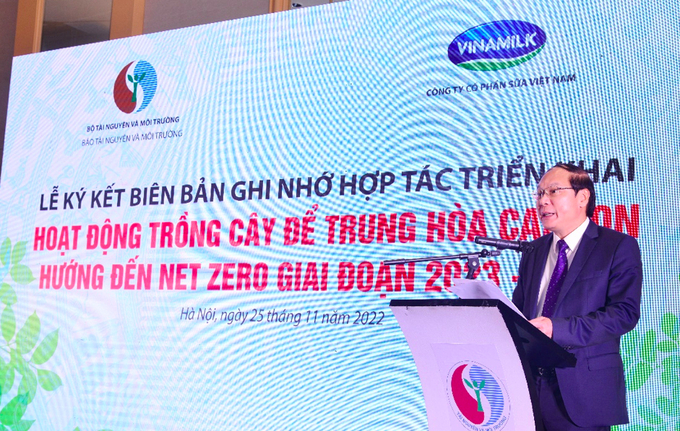 anh-chup-man-hinh-2022-11-28-luc-143230-144820_722.jpeg Thứ trưởng Bộ TN-MT Lê Công Thành phát biểu chỉ đạo tại sự kiện.