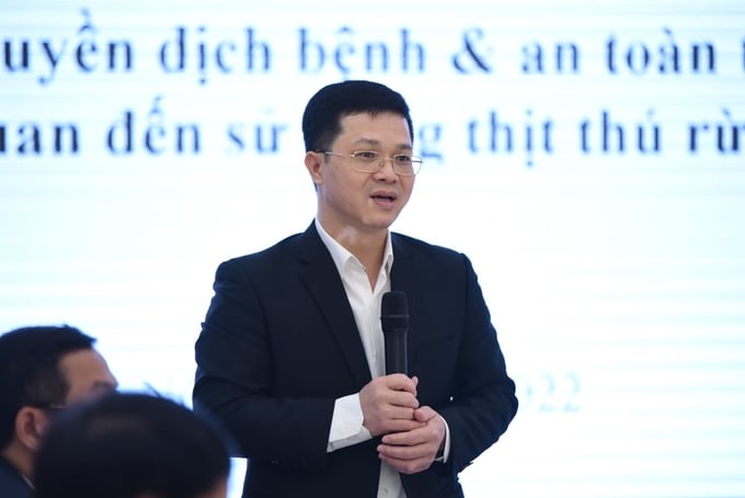 ong-nguyen-van-long-duoc-bo-nhiem-lam-cuc-truong-cuc-thu-y-061627_730.jpg Ông Nguyễn Văn Long được bổ nhiệm giữ chức Cục trưởng Cục Thú y với thời hạn bổ nhiệm là 5 năm. Ảnh: Phạm Hiếu.