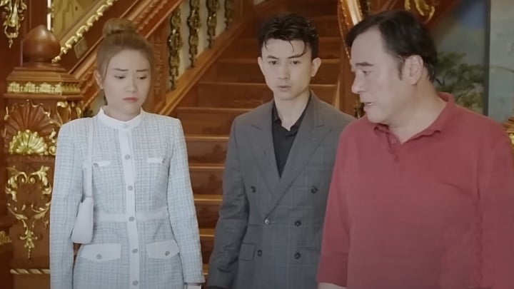 truc-tiep-duoi-bong-cay-hanh-phuc-tap-20-tren-vtv1-hom-nay-20-2-154248_810.jpg Dưới bóng cây hạnh phúc tập 20: Bố Tuyết trách móc Danh không giữ lời hứa. Ảnh chụp màn hình