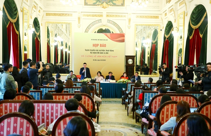 f9c93c0758e382bddbf2-160330_660.jpg Toàn cảnh họp báo.