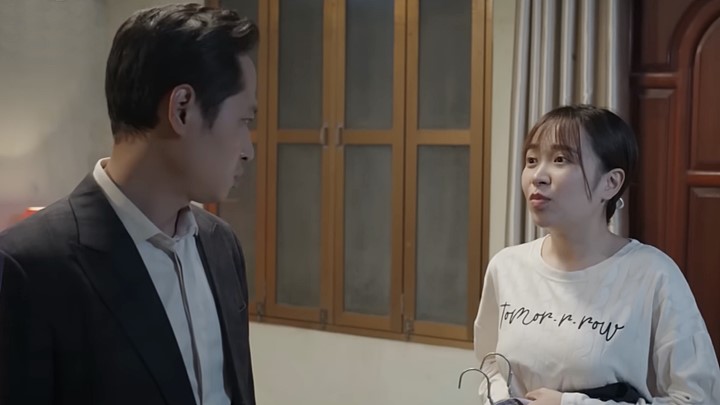 truc-tiep-duoi-bong-cay-hanh-phuc-tap-24-tren-vtv1-hom-nay-24-2-154148_102.jpg Dưới bóng cây hạnh phúc tập 24: Son xin đi cùng nhưng Đạt không cho đi cùng. Ảnh chụp màn hình