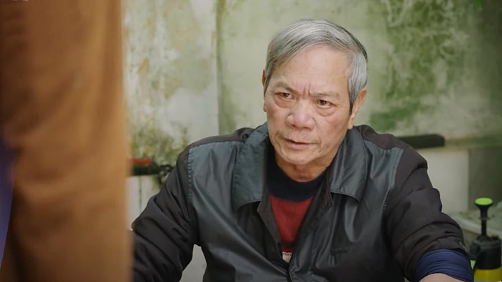 truc-tiep-duoi-bong-cay-hanh-phuc-tap-34-tren-vtv1-hom-nay-14-3-143332_428.jpg Dưới bóng cây hạnh phúc tập 34: Ông Công khó chịu khi Tuyết không chịu làm việc nhà. Ảnh chụp màn hình
