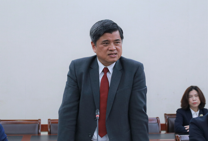 Thứ trưởng Bộ NN-PTNT Trần Thanh Nam nhấn mạnh cần khơi dậy tính sáng tạo của nông dân khi tiếp nhận các nguồn lực hỗ trợ. Ảnh: Hoàng Giang.
