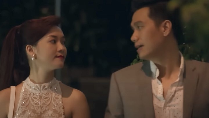 truc-tiep-khuc-hat-mat-troi-tap-3-tren-vtv1-hom-nay-3-4-165106_629.jpg Khúc hát mặt trời tập 3: Lâm động viên Nguyệt Ánh khi cô vẫn chưa nghĩ ra được bài hát mới. Ảnh chụp màn hình