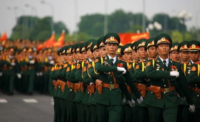 sy-quan-quan-doi-141933_915.jpg Việc điều chỉnh tăng lương cơ sở thêm 20,8% là cần thiết để góp phần cải thiện đời sống của cán bộ, công chức, viên chức và lực lượng vũ trang. Ảnh: ST.