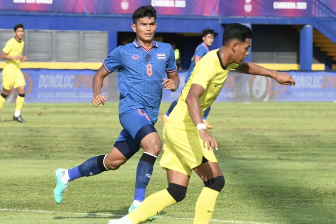 u22-181822_80.jpg Gặp đôi chút khó khăn nhưng U22 Thái Lan vẫn biết cách đánh bại U22 Malaysia. Ảnh: SMMSports.