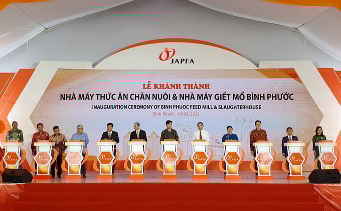 japfa3-121052_320.jpg Lễ Khánh thành Nhà máy thức ăn chăn nuôi và Nhà máy giết mổ gia cầm của Japfa Việt Nam tại Bình Phước. Ảnh: Thanh Sơn.