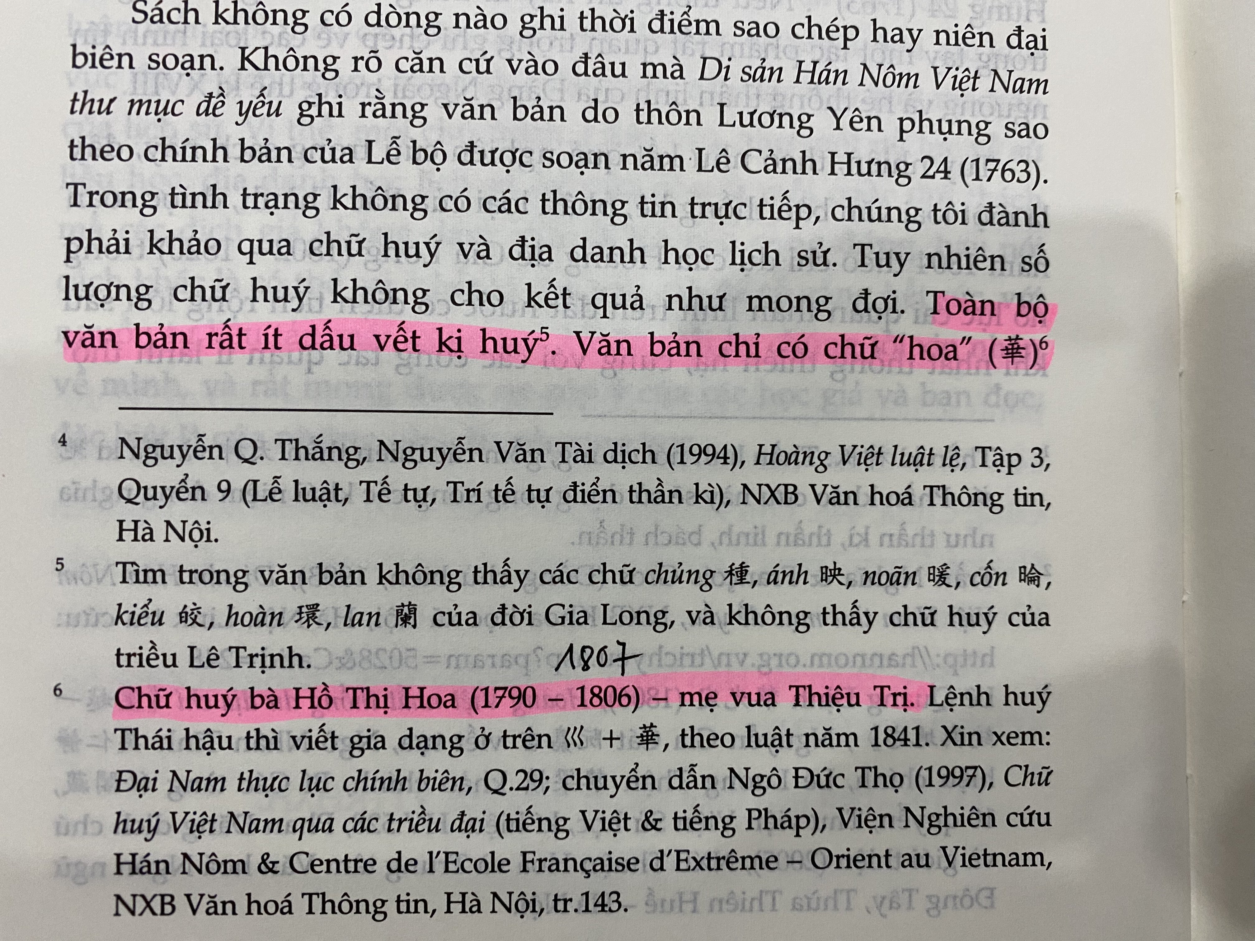 khao-chu-au-trong-sach-nam-viet-than-ky-hoi-luc-062010_880.jpg