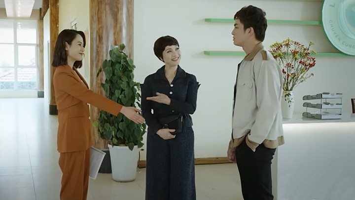 truc-tiep-noi-giac-mo-tim-ve-tap-2-tren-vtv1-hom-nay-23-5-153436_785.jpg Nơi giấc mơ tìm về tập 2: Gia An ngẩn người khi gặp lại 'bà cô già'. Ảnh chụp màn hình